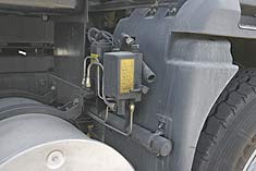Электрогидравлический подъемник кабины седельный тягач Daewoo V3TVF